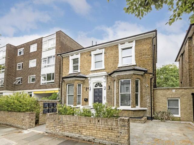 Apartment for rent in London Borough of Ealing, Greater London