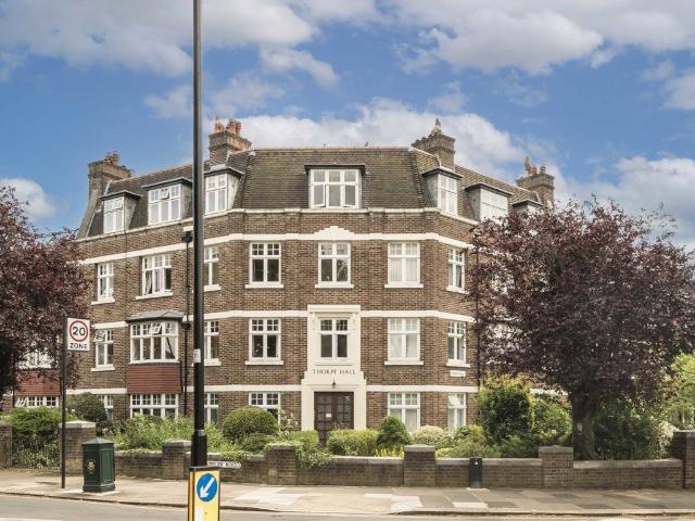Studio for rent in London Borough of Ealing, Perivale