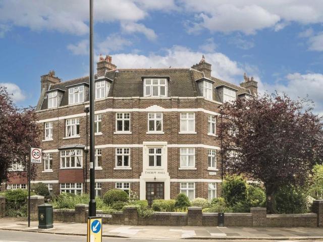 Apartment for rent in London Borough of Ealing, Perivale