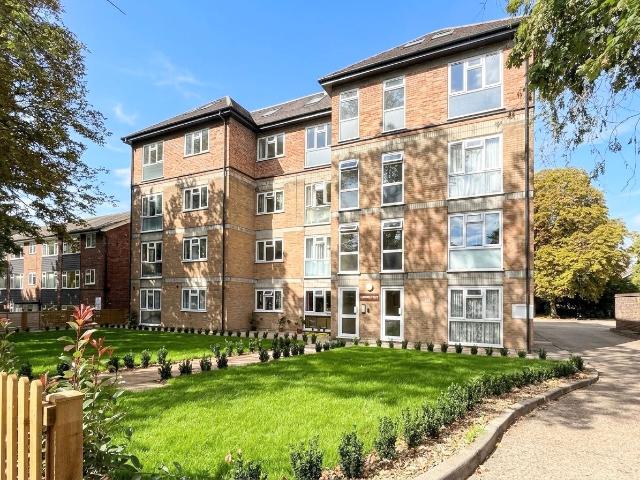 Apartment for rent in London Borough of Sutton, Greater London