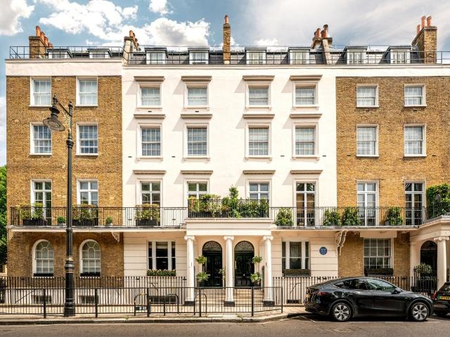 Apartment for rent in Belgravia, Greater London