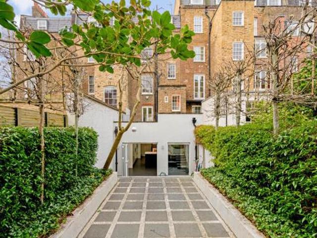 House for sale in Lyons, Greater London
