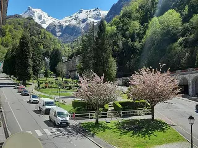 Appartement vente à Oloron-Sainte-Marie, Eaux-bonnes