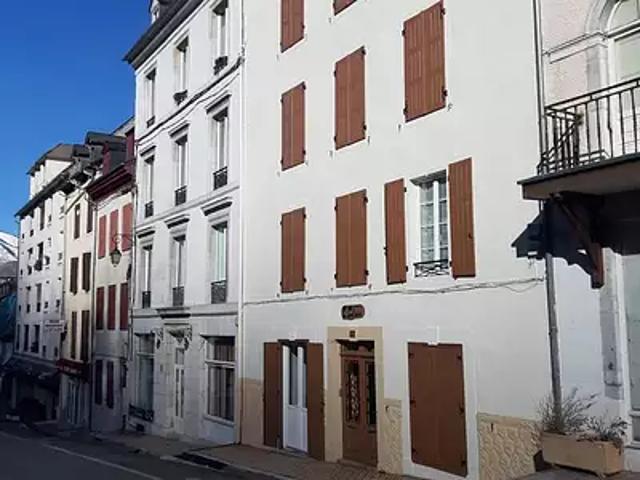Appartement vente à Oloron-Sainte-Marie, Eaux-bonnes