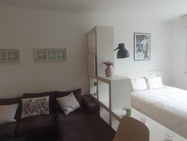 Studio mieten in Les Eaux-Vives, Genève