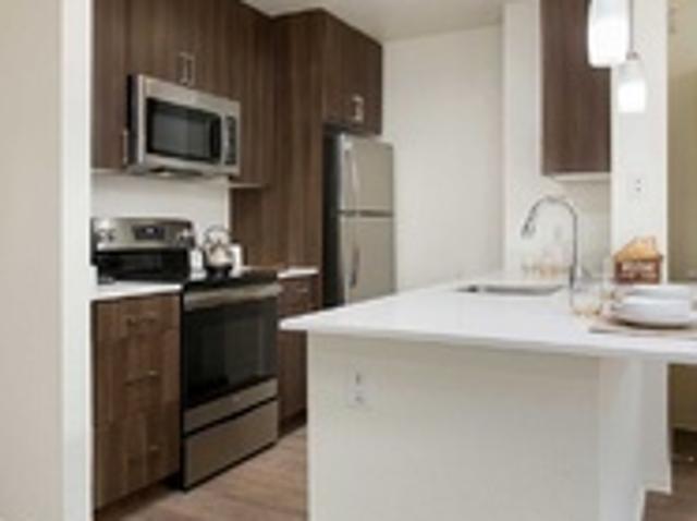 Apartment for rent in Seal Beach