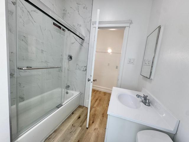 Apartment for rent in Westlake South, Los Angeles