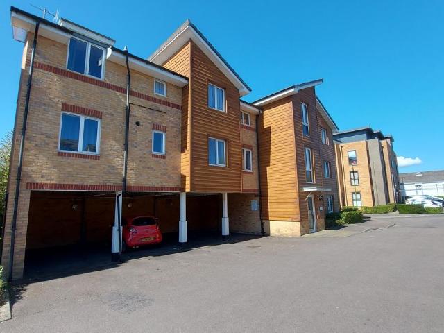 Apartment for rent in Pouchen End, Hertfordshire
