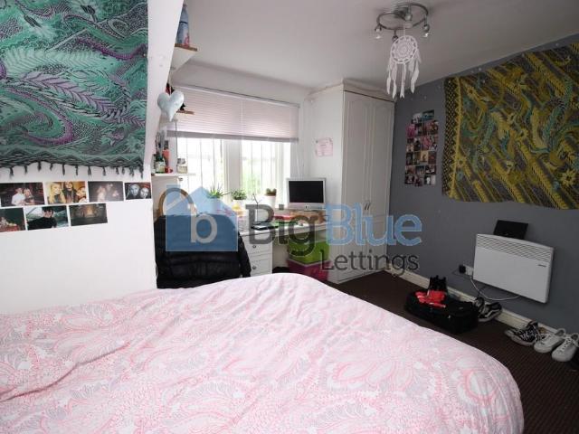 House for rent in Hyde Park, West Yorkshire