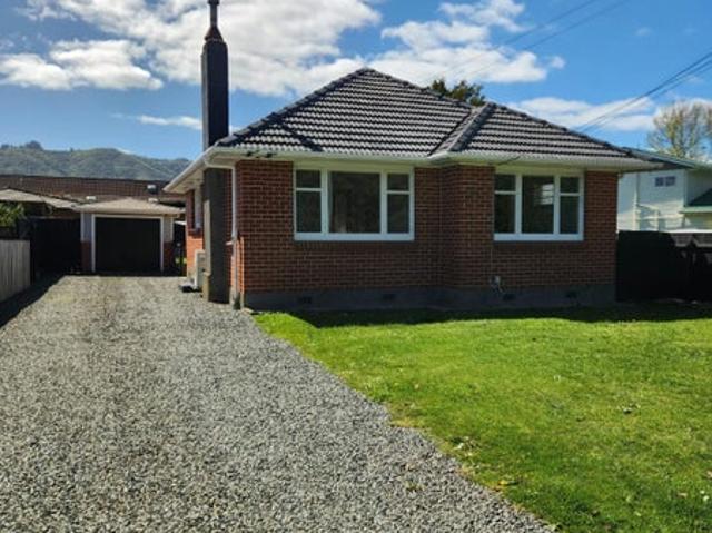 House for rent in Kingsley Heights, Upper Hutt
