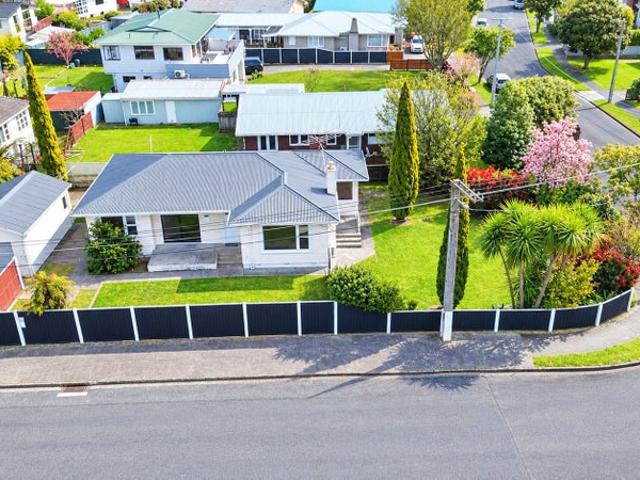 House for rent in Pauatahanui, Wellington