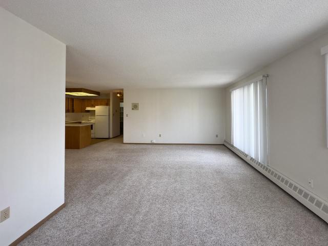 Apartment for rent in Wedgewood, Alberta