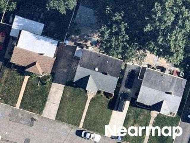 House for sale in Avenel, New Jersey