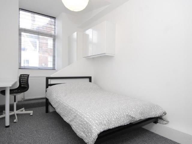 Apartment for rent in Greenbank, Mount Wise