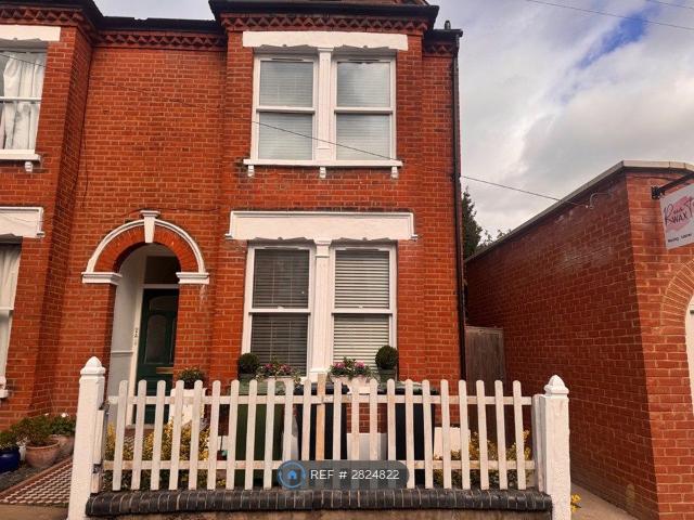 House for rent in London Borough of Lewisham, Greater London