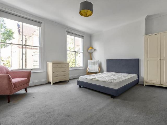 House for rent in Holloway, Greater London