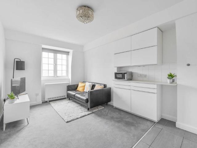 Apartment for rent in Belgravia, Greater London