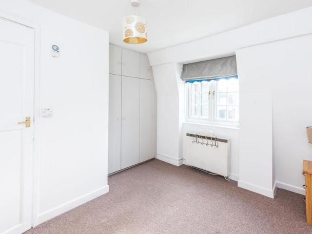 Apartment for rent in Belgravia, Greater London