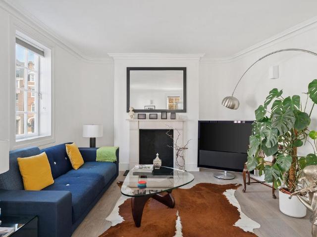 House for rent in Belgravia, Greater London