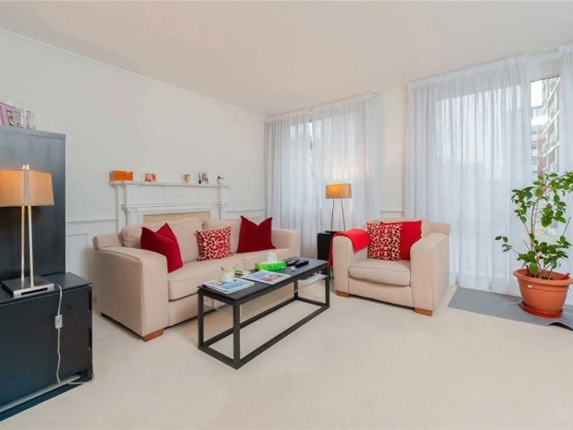 Apartment for rent in Belgravia, Greater London