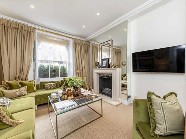 Apartment for rent in Belgravia, Greater London