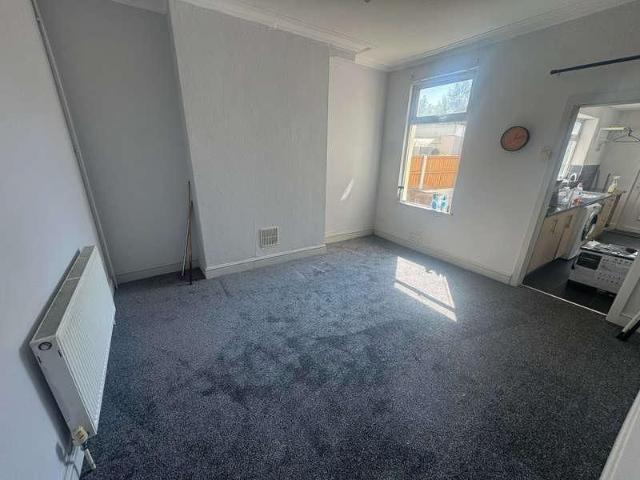 House for rent in Barton upon Irwell, Salford
