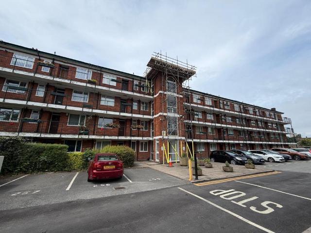 Apartment for rent in Weaste, Salford