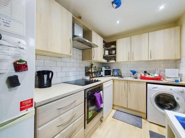 Apartment for rent in Sharrow Vale, Isle Of Man