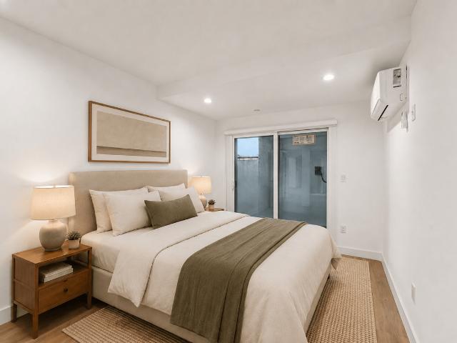Apartment for rent in Canoga Park, California