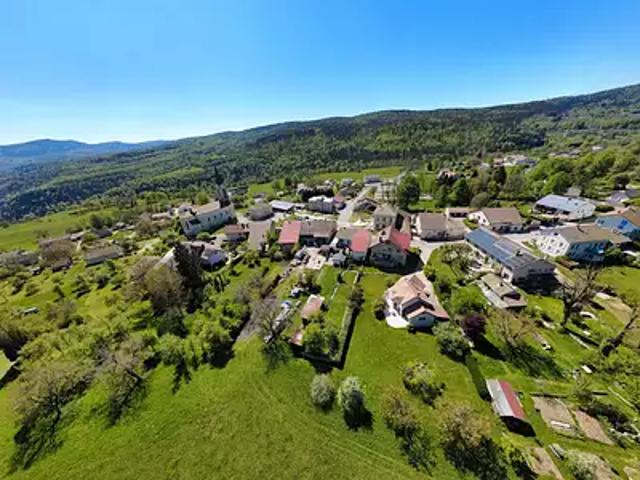Maison vente à Nantua, Echallon