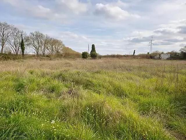 Terrain vente à Échiré, Deux-Sèvres
