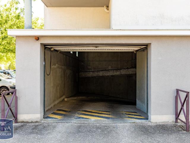 Garage vente à Grenoble, Echirolles