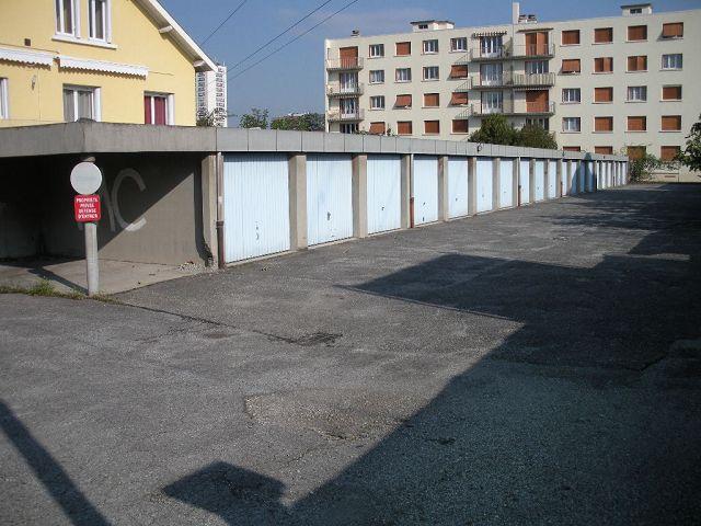 Garage vente à Grenoble, Echirolles