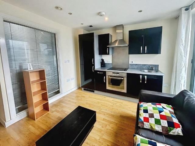 Apartment for rent in Cavalier Hill, Leeds