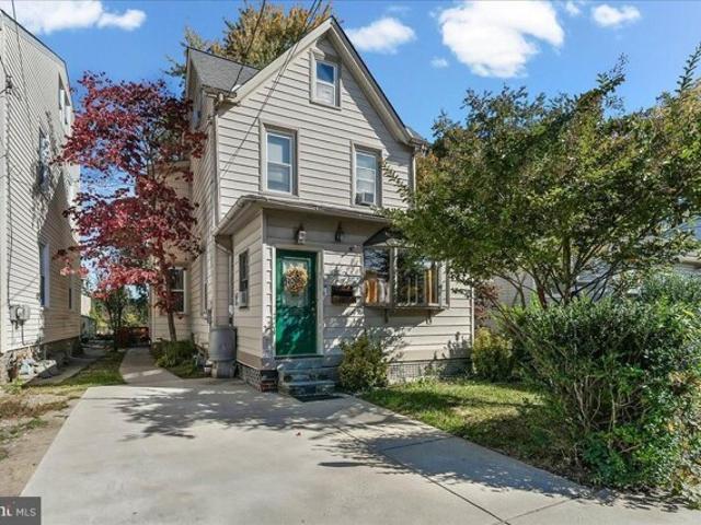 House for sale in Rydal, Pennsylvania