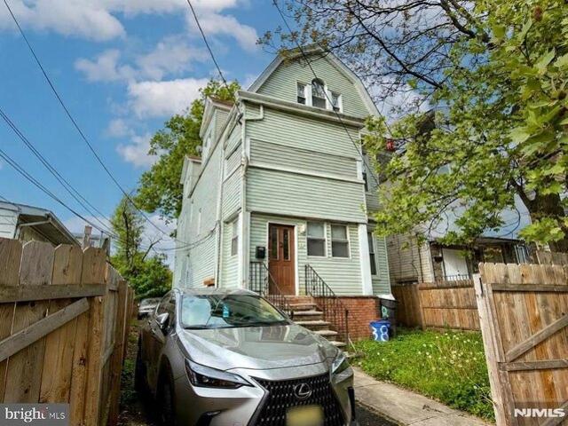 House for sale in Newark, New Jersey