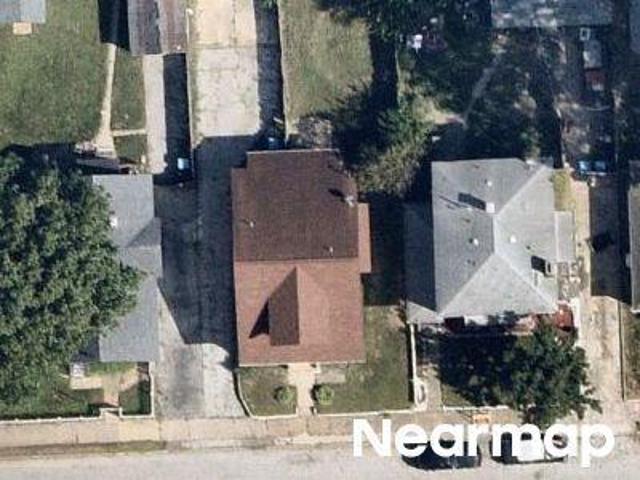 House for sale in Wood River, Illinois