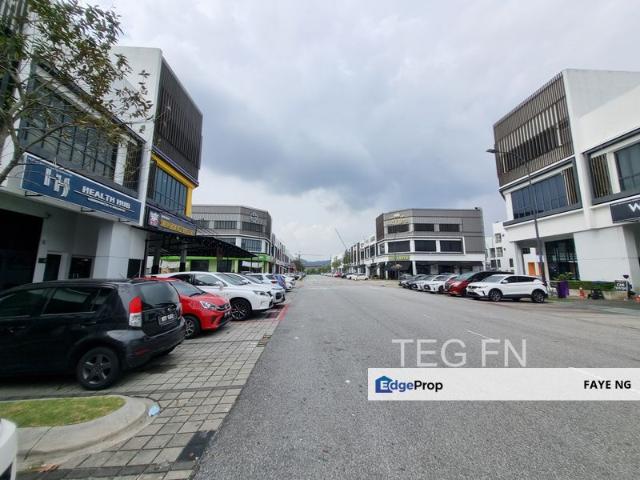 Shop for rent in Petaling, Alam Impian