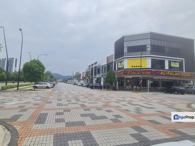 Shop for sale in Petaling, Alam Impian