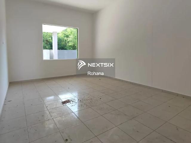 Residential House for sale in Kuala Selangor, Selangor