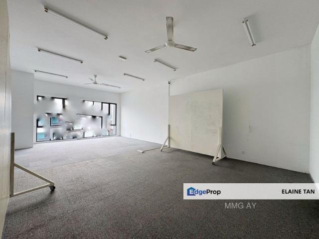 Shop for rent in Petaling, Alam Impian