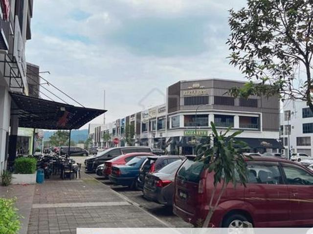 Shop for rent in Petaling, Alam Impian