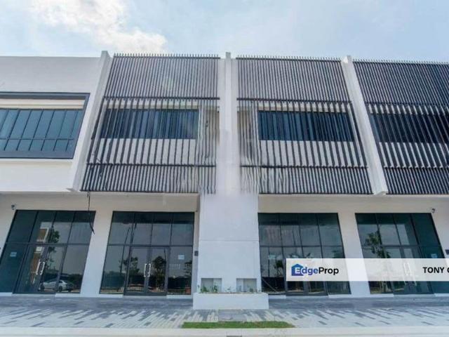 Shop for rent in Petaling, Alam Impian