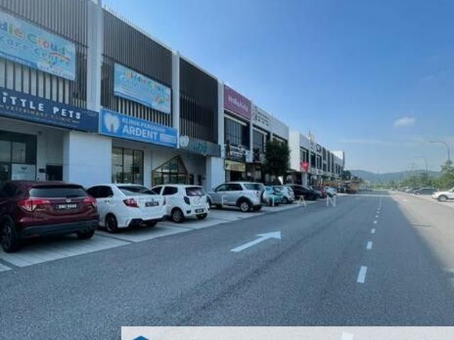 Shop for rent in Petaling, Alam Impian