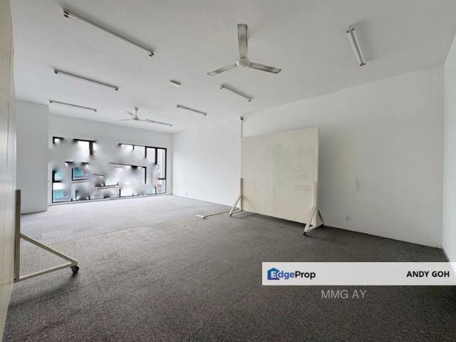Shop for rent in Petaling, Alam Impian