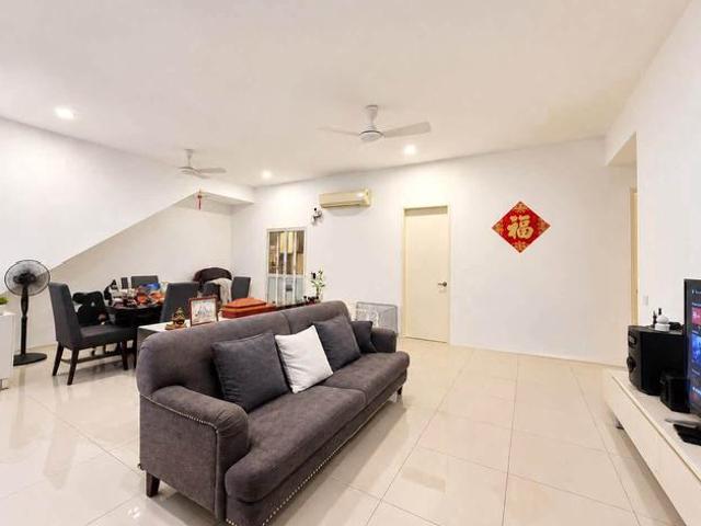 Townhouse for rent in Setia Alam, Shah Alam