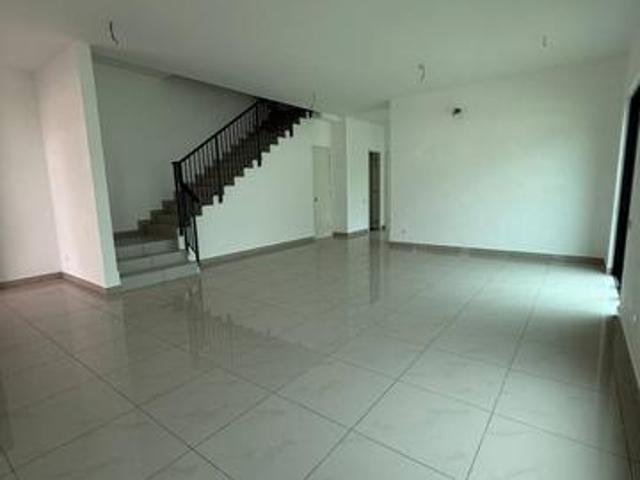 Residential House for sale in Batu Kawan, Seberang Perai