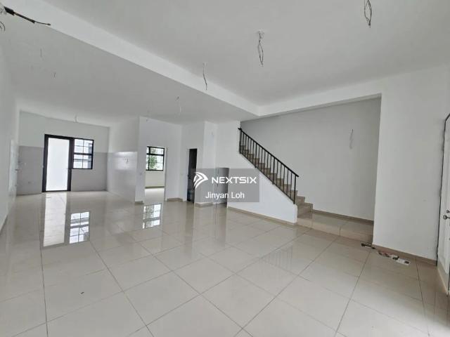 House for rent in Pulai, Bukit Ledang
