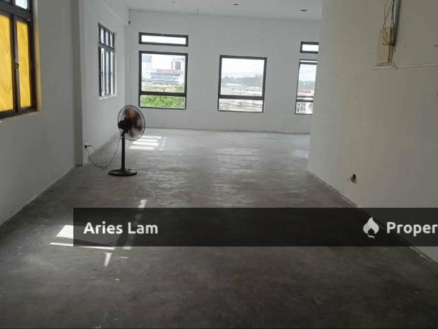 Shop Office for rent in Bukit Ledang, Johor