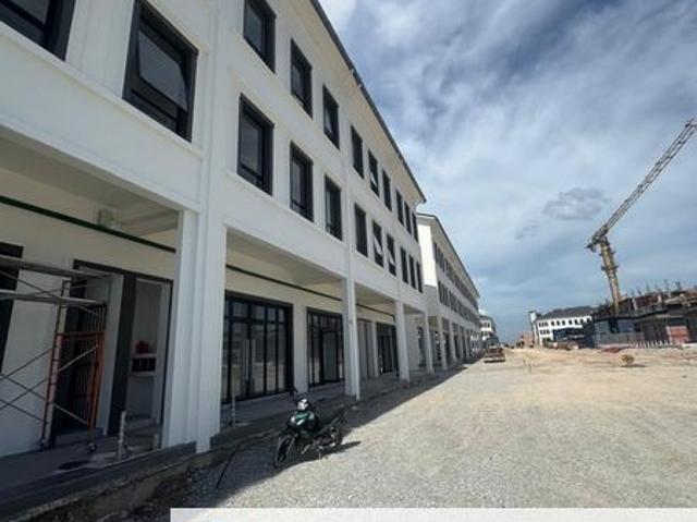 Shop for rent in Bukit Ledang, Johor
